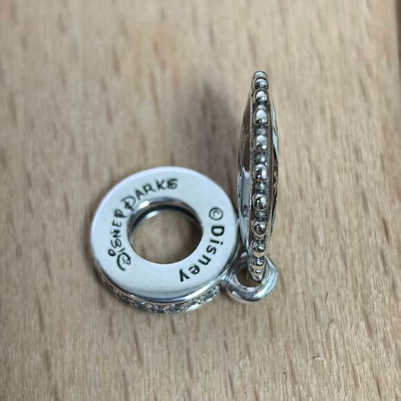 Pandora Halloween 2023 Haunted Mansion Hitchhiking Ghosts Charm, S925 Silver - Picture 4 of 4